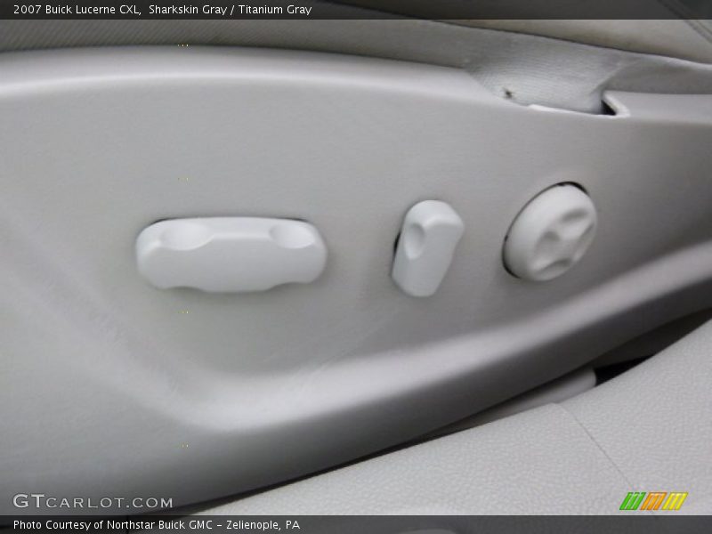 Sharkskin Gray / Titanium Gray 2007 Buick Lucerne CXL