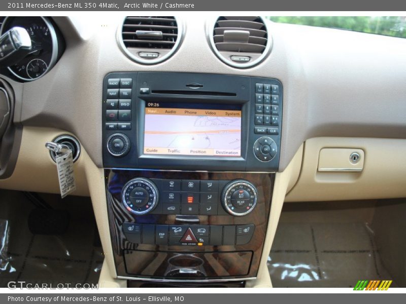 Arctic White / Cashmere 2011 Mercedes-Benz ML 350 4Matic