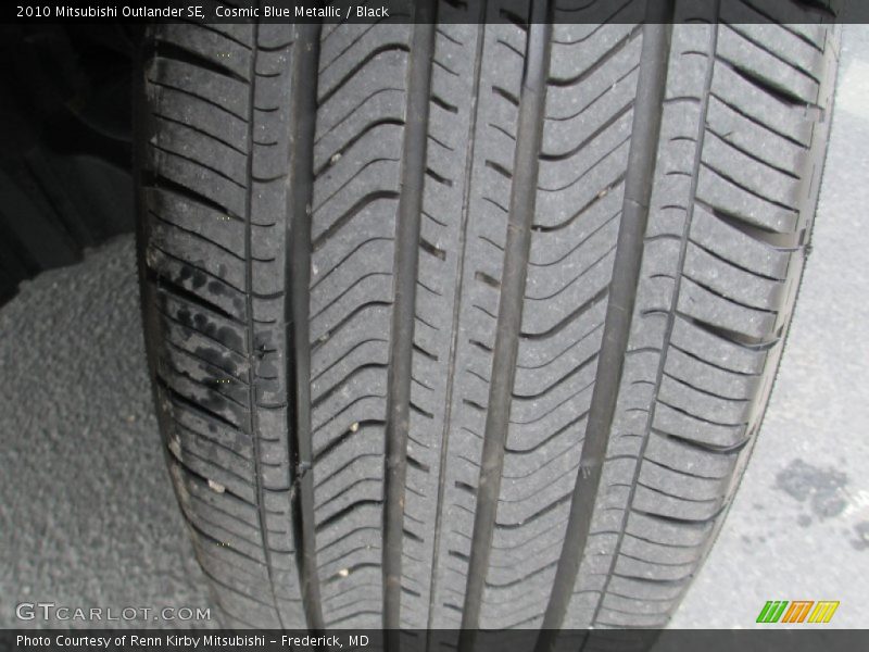 Cosmic Blue Metallic / Black 2010 Mitsubishi Outlander SE