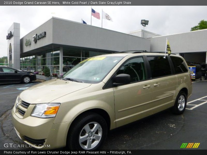 White Gold Pearl / Dark Slate Gray/Light Shale 2010 Dodge Grand Caravan SE Hero