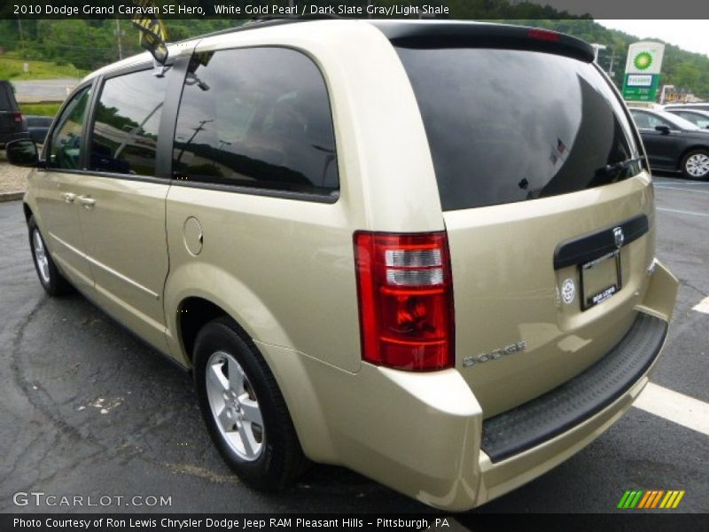 White Gold Pearl / Dark Slate Gray/Light Shale 2010 Dodge Grand Caravan SE Hero