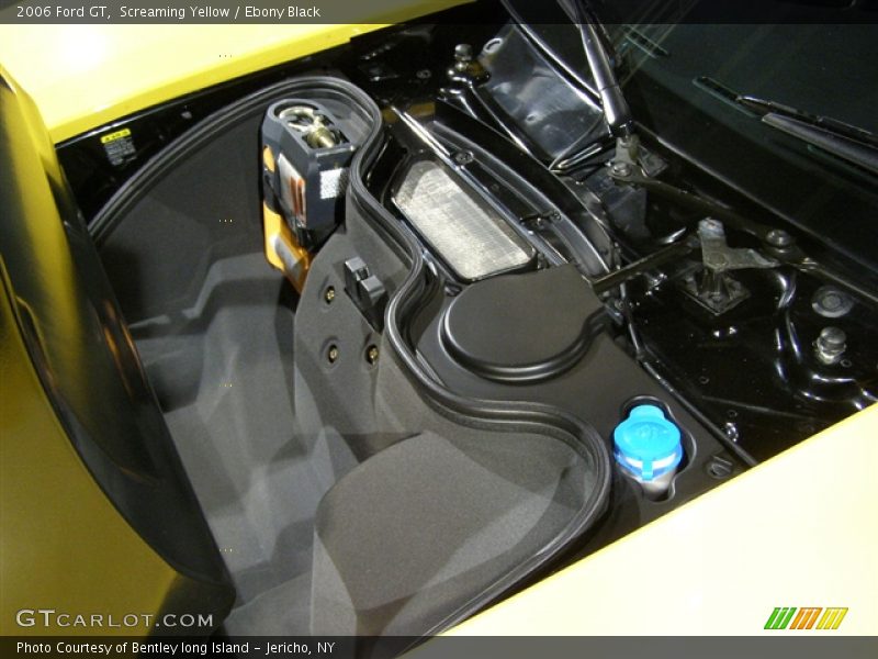  2006 GT  Trunk