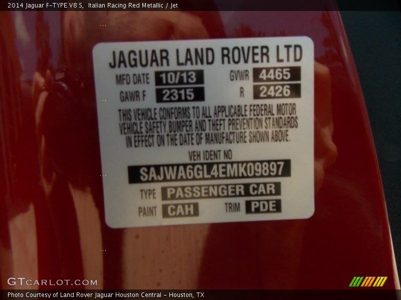 Italian Racing Red Metallic / Jet 2014 Jaguar F-TYPE V8 S