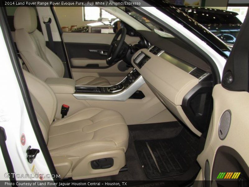  2014 Range Rover Evoque Pure Almond/Espresso Interior