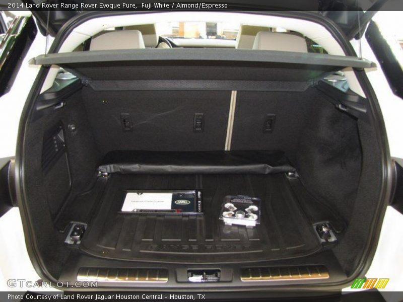  2014 Range Rover Evoque Pure Trunk