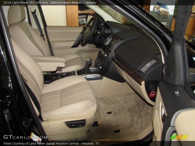 Santorini Black Metallic / Almond 2014 Land Rover LR2 HSE 4x4