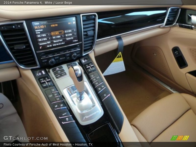 White / Luxor Beige 2014 Porsche Panamera 4