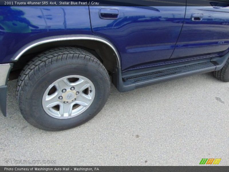 Stellar Blue Pearl / Gray 2001 Toyota 4Runner SR5 4x4