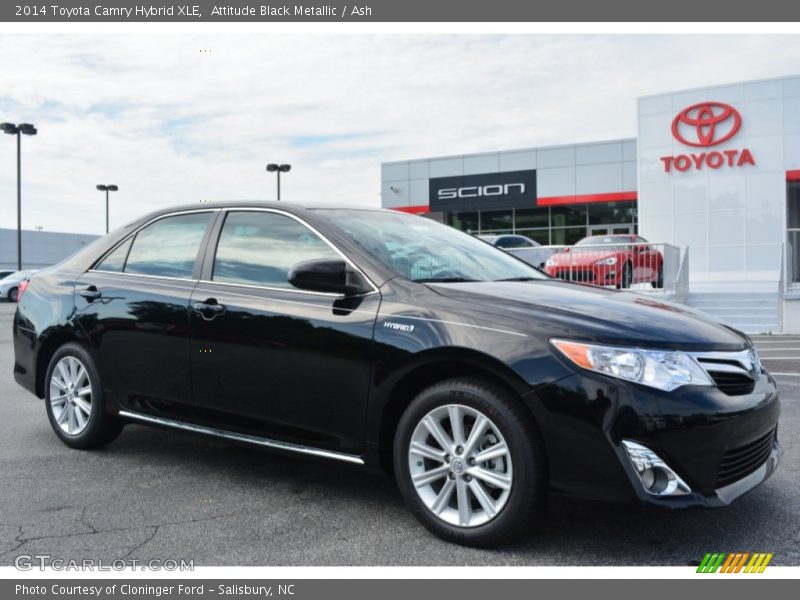 Attitude Black Metallic / Ash 2014 Toyota Camry Hybrid XLE