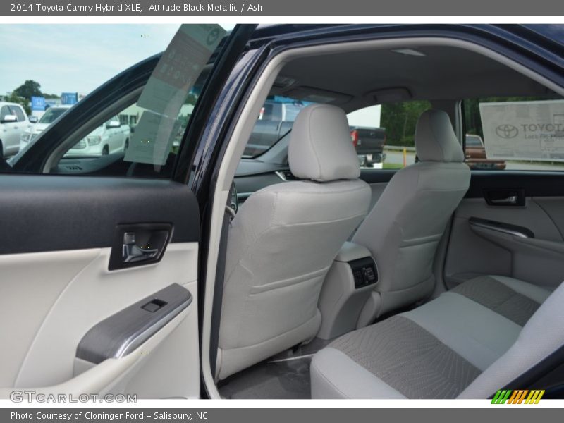 Attitude Black Metallic / Ash 2014 Toyota Camry Hybrid XLE