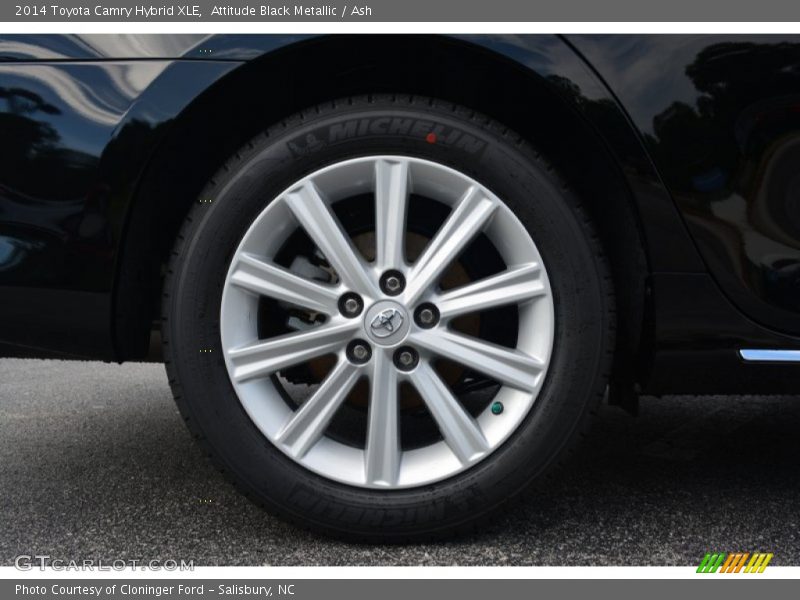 Attitude Black Metallic / Ash 2014 Toyota Camry Hybrid XLE