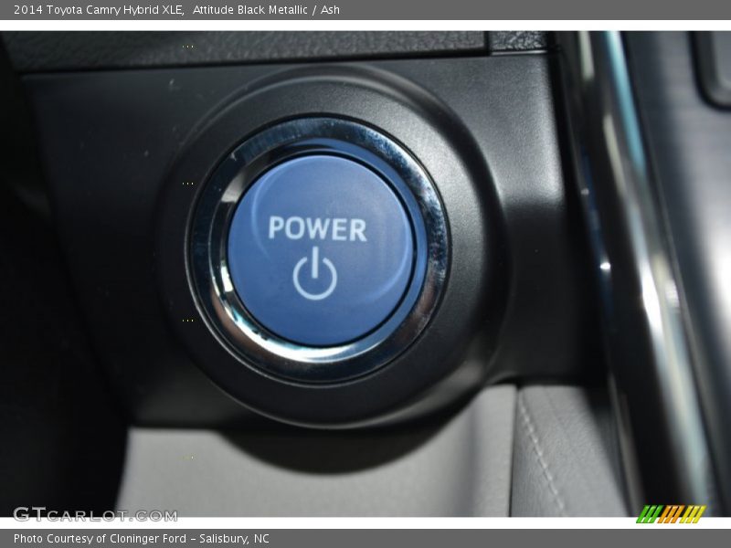 Attitude Black Metallic / Ash 2014 Toyota Camry Hybrid XLE