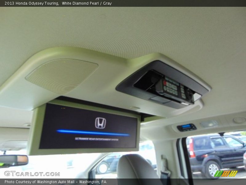 White Diamond Pearl / Gray 2013 Honda Odyssey Touring