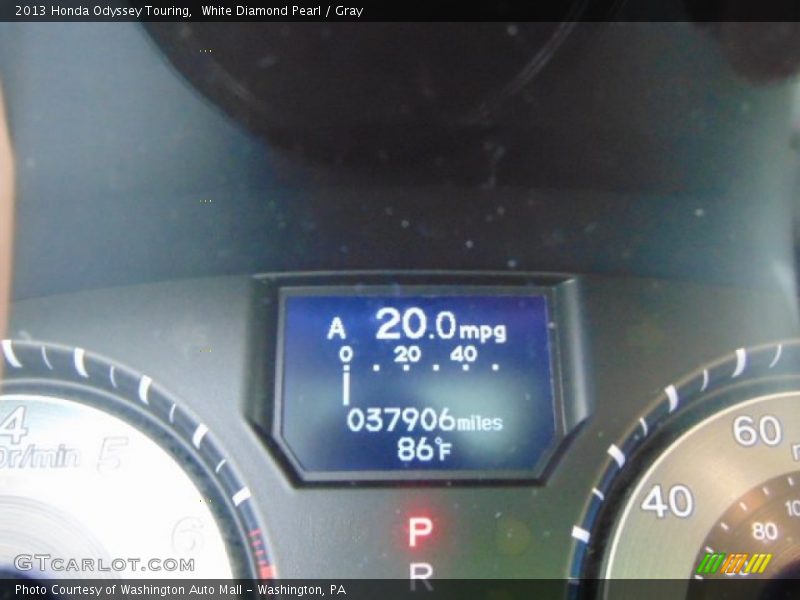 White Diamond Pearl / Gray 2013 Honda Odyssey Touring