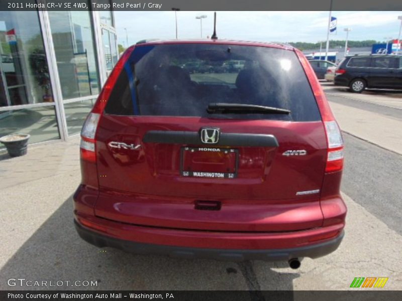 Tango Red Pearl / Gray 2011 Honda CR-V SE 4WD