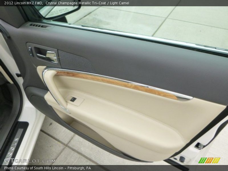 Crystal Champagne Metallic Tri-Coat / Light Camel 2012 Lincoln MKZ FWD