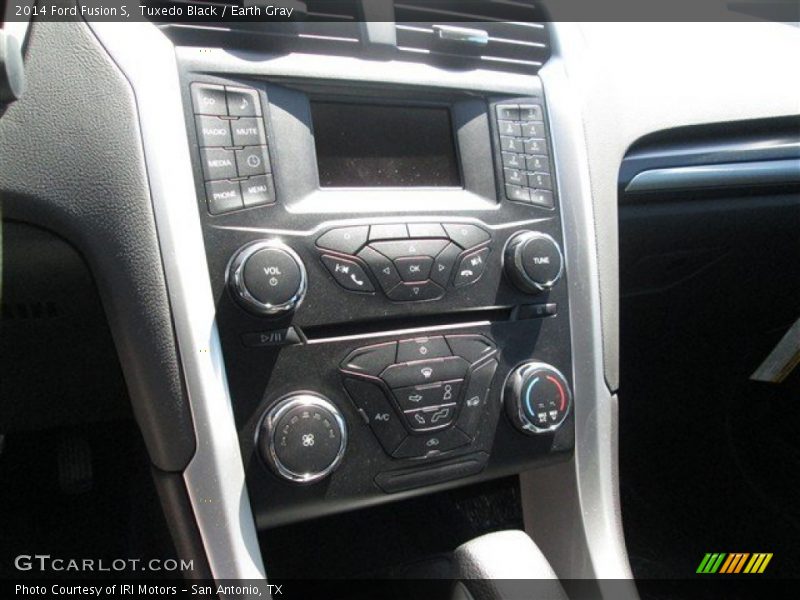 Tuxedo Black / Earth Gray 2014 Ford Fusion S