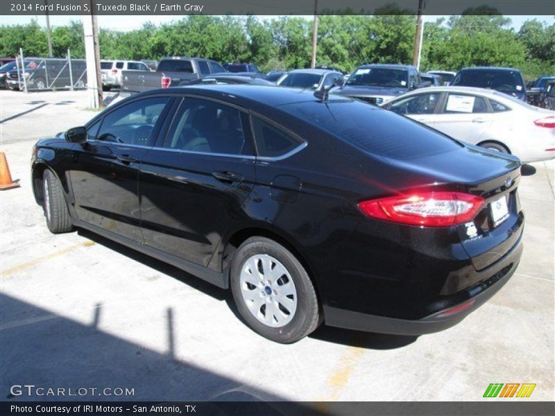Tuxedo Black / Earth Gray 2014 Ford Fusion S