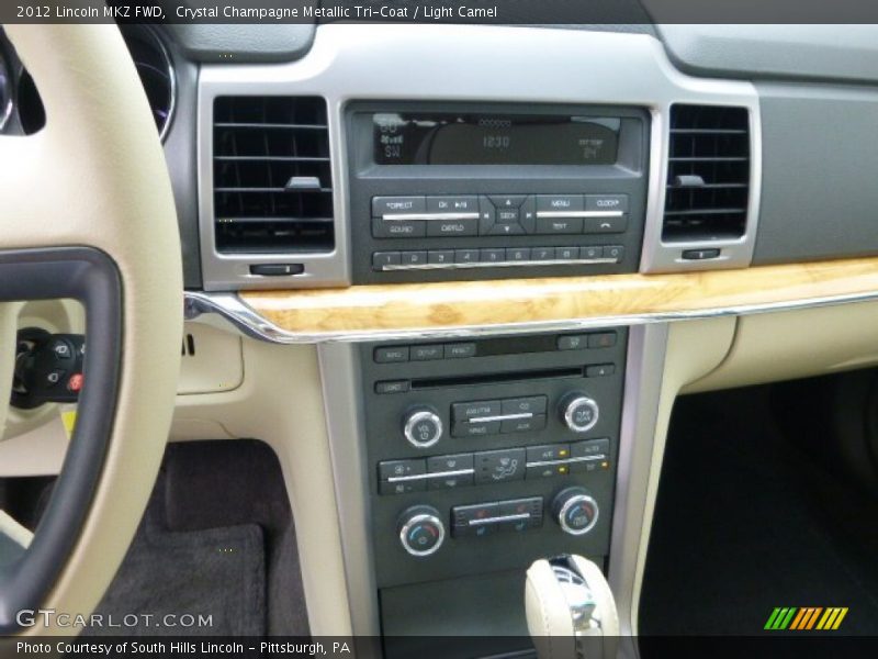 Crystal Champagne Metallic Tri-Coat / Light Camel 2012 Lincoln MKZ FWD