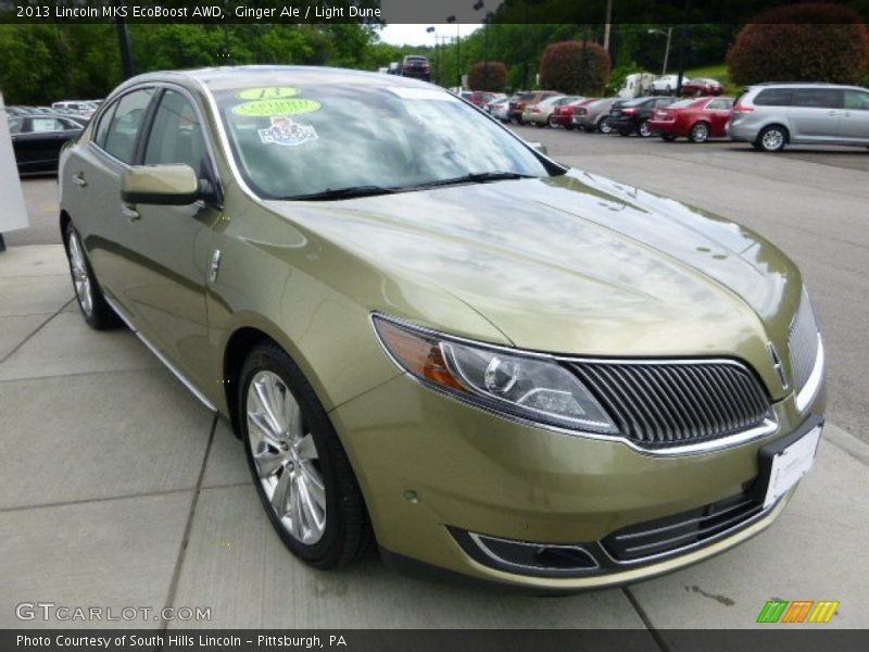 Front 3/4 View of 2013 MKS EcoBoost AWD