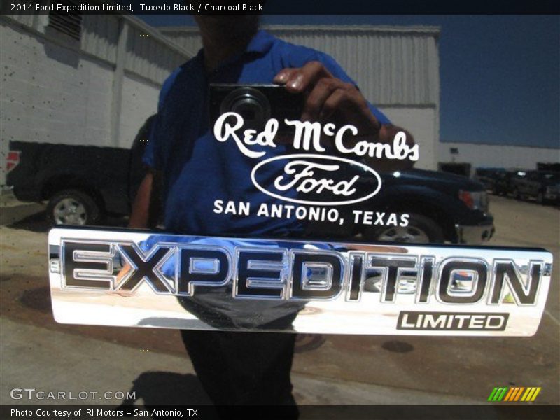 Tuxedo Black / Charcoal Black 2014 Ford Expedition Limited