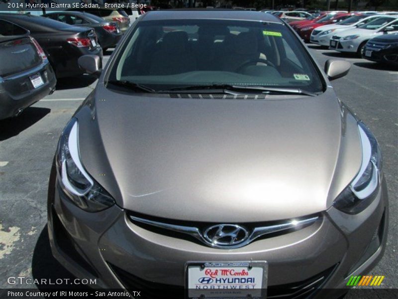 Bronze / Beige 2014 Hyundai Elantra SE Sedan