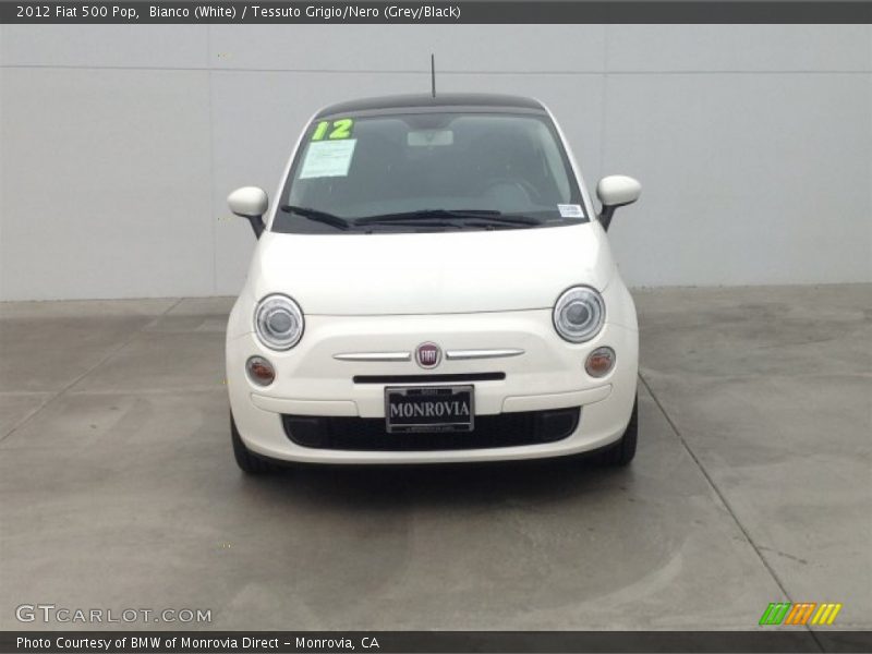 Bianco (White) / Tessuto Grigio/Nero (Grey/Black) 2012 Fiat 500 Pop