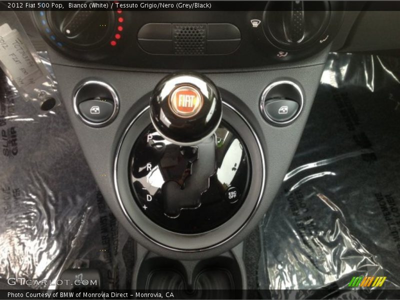 Bianco (White) / Tessuto Grigio/Nero (Grey/Black) 2012 Fiat 500 Pop