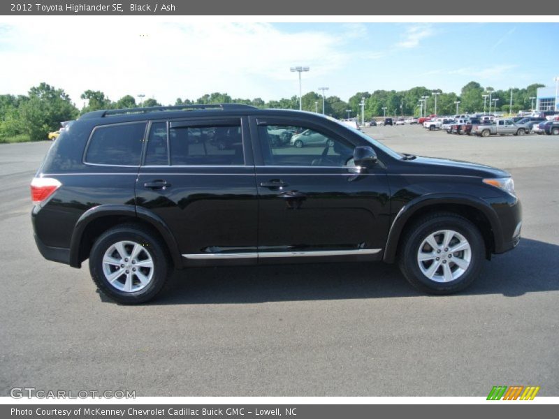Black / Ash 2012 Toyota Highlander SE