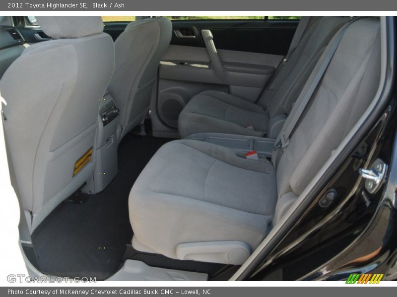 Black / Ash 2012 Toyota Highlander SE