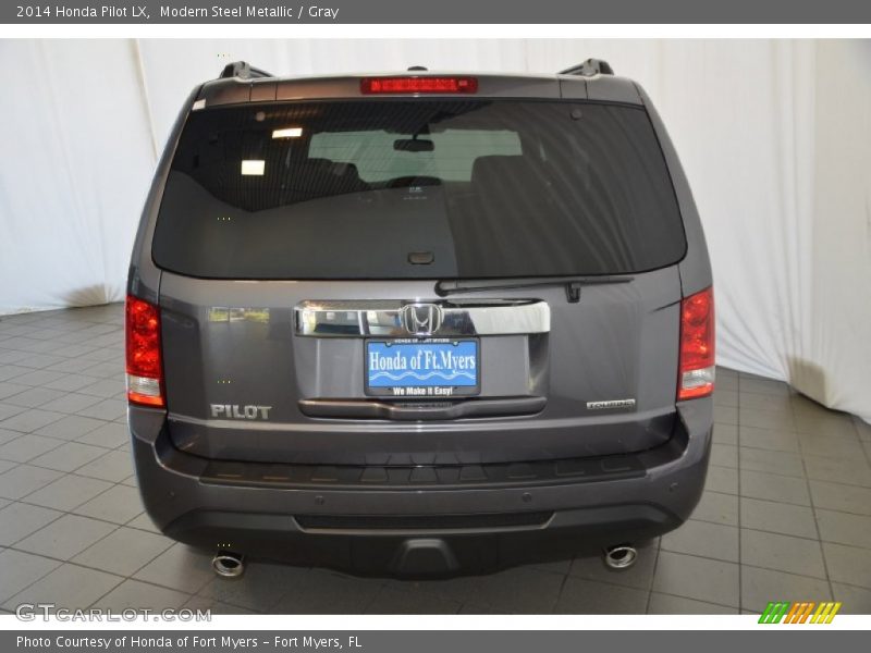 Modern Steel Metallic / Gray 2014 Honda Pilot LX