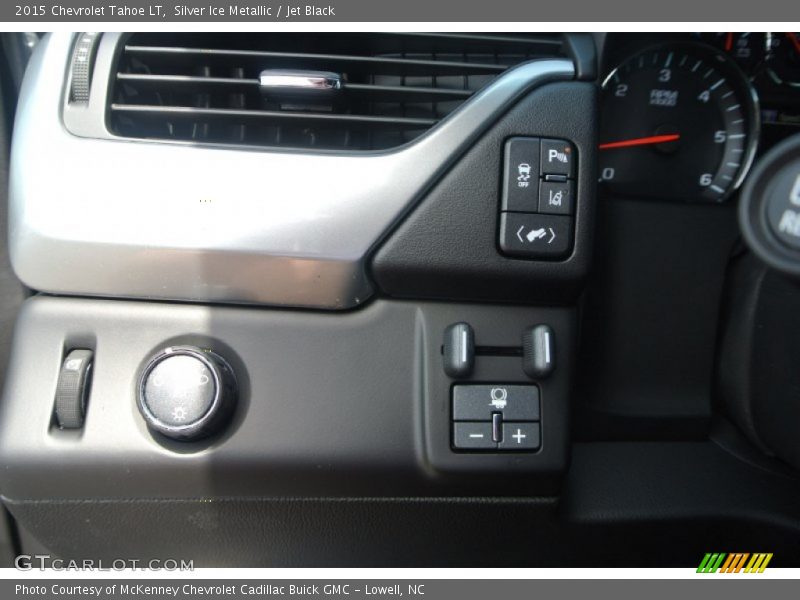 Silver Ice Metallic / Jet Black 2015 Chevrolet Tahoe LT