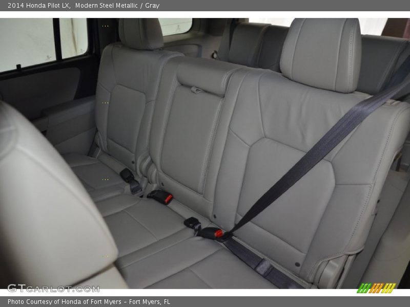 Modern Steel Metallic / Gray 2014 Honda Pilot LX