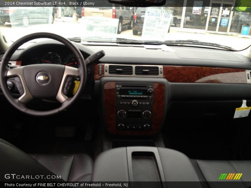 Black / Ebony 2014 Chevrolet Suburban LT 4x4