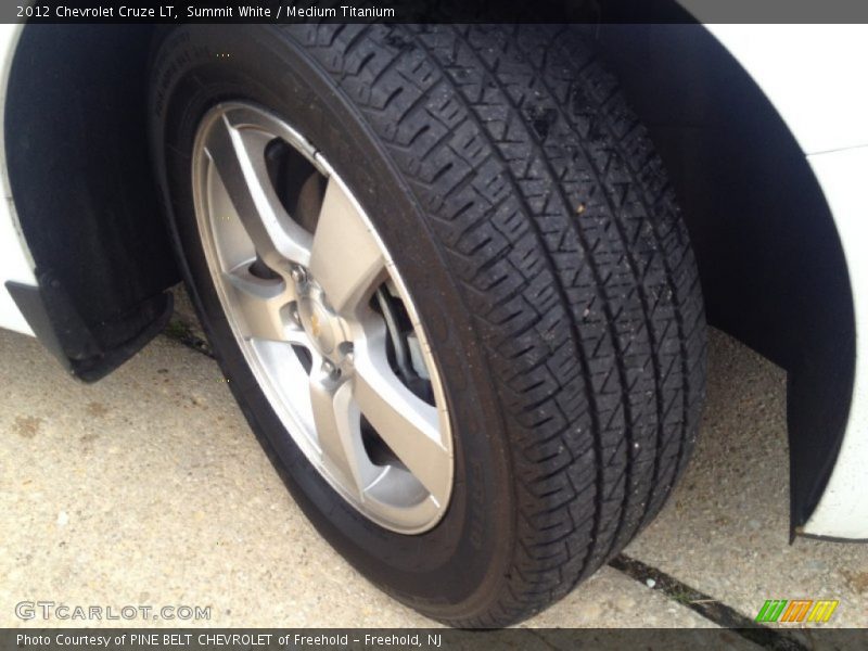 Summit White / Medium Titanium 2012 Chevrolet Cruze LT