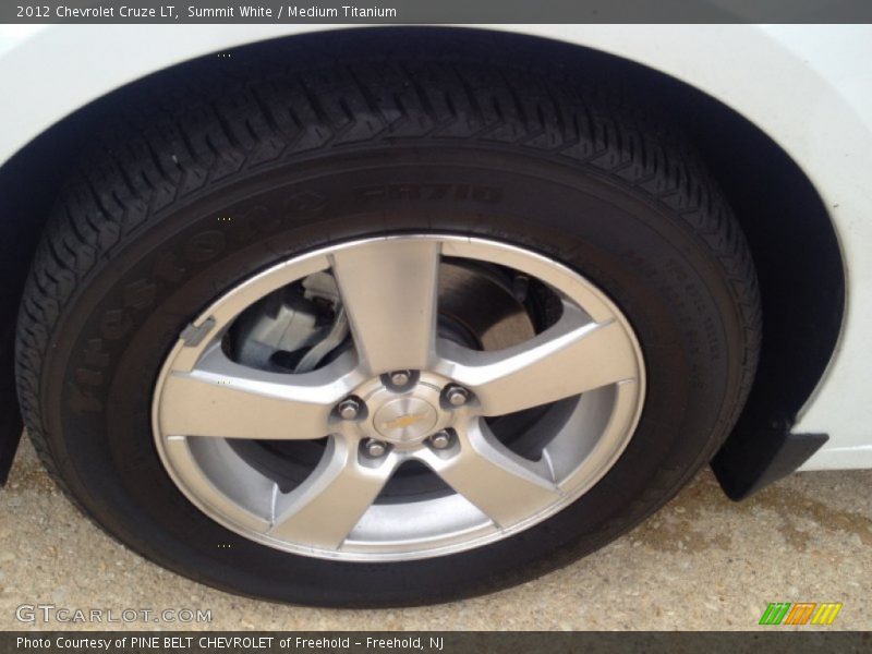Summit White / Medium Titanium 2012 Chevrolet Cruze LT