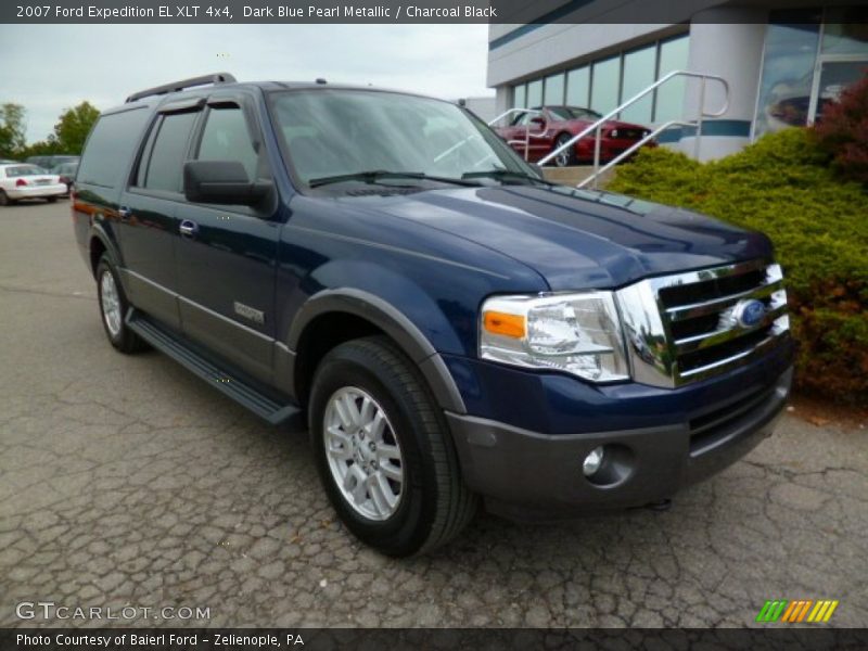 Front 3/4 View of 2007 Expedition EL XLT 4x4