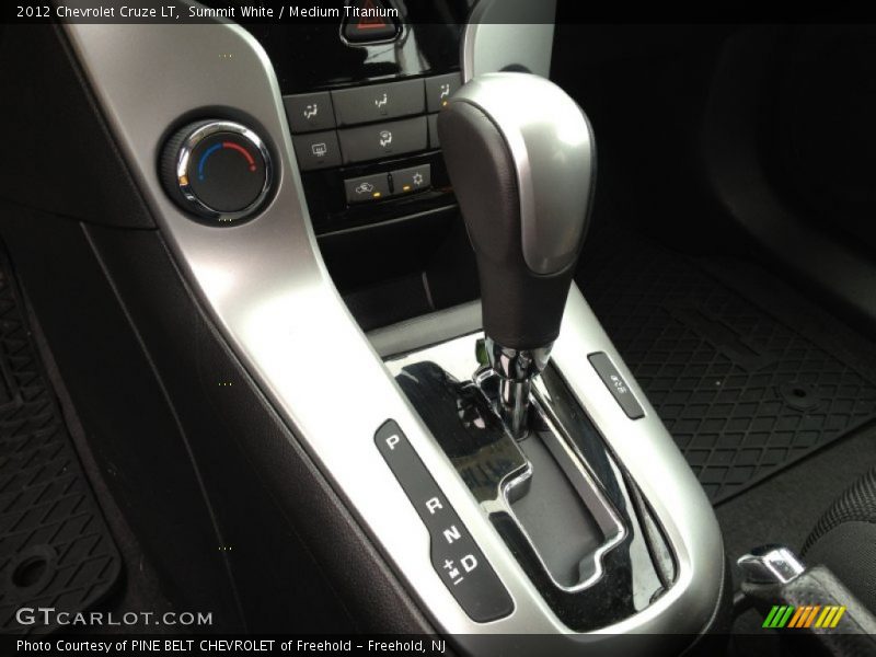 Summit White / Medium Titanium 2012 Chevrolet Cruze LT
