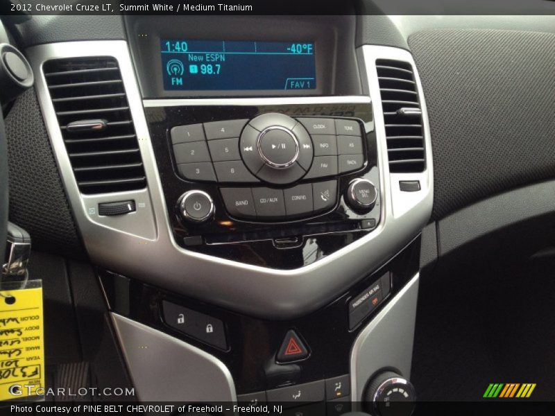 Summit White / Medium Titanium 2012 Chevrolet Cruze LT