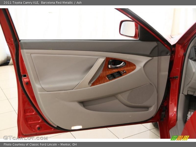 Barcelona Red Metallic / Ash 2011 Toyota Camry XLE