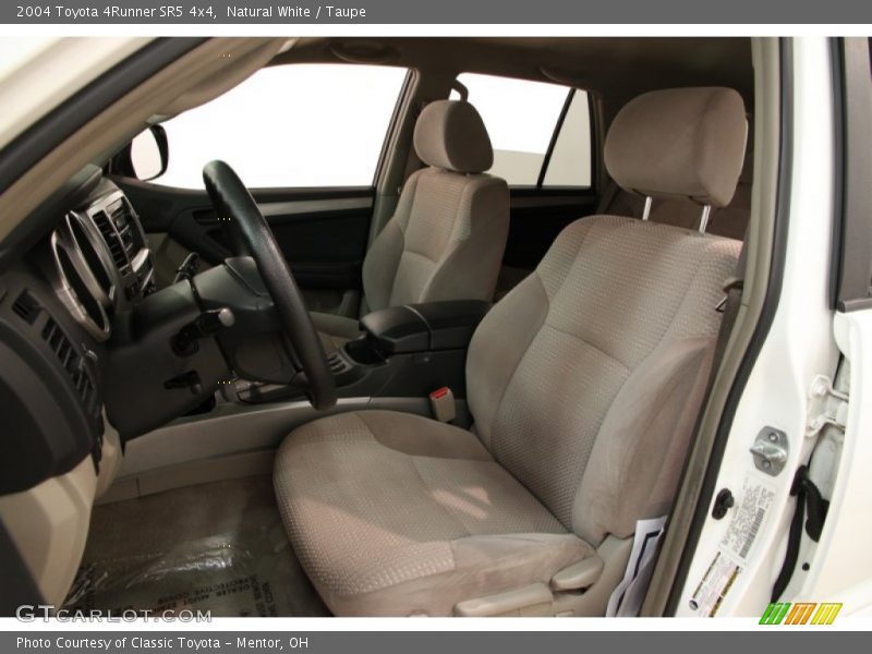 Natural White / Taupe 2004 Toyota 4Runner SR5 4x4
