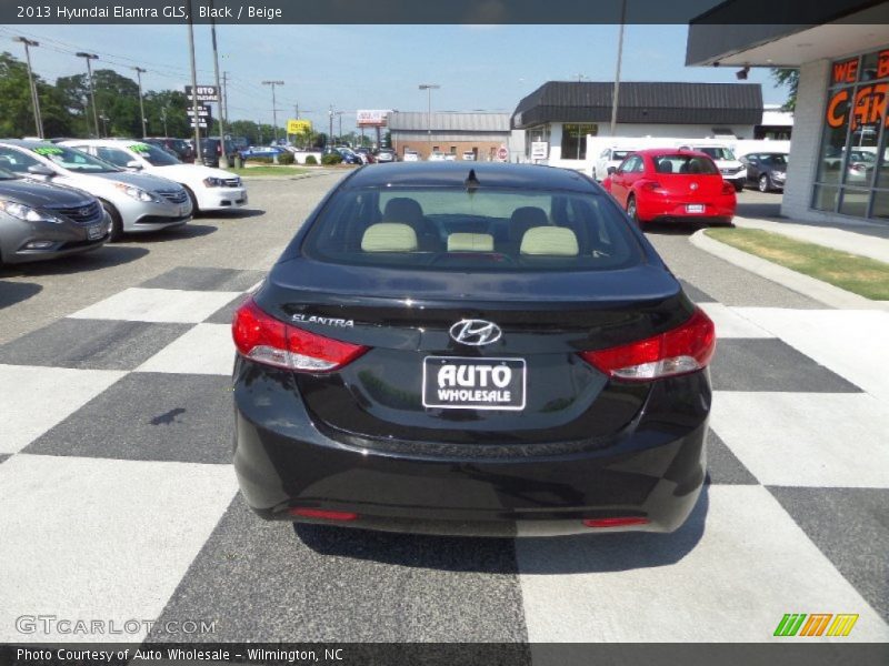 Black / Beige 2013 Hyundai Elantra GLS