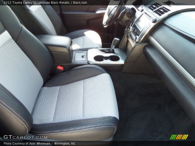 Attitude Black Metallic / Black/Ash 2012 Toyota Camry SE