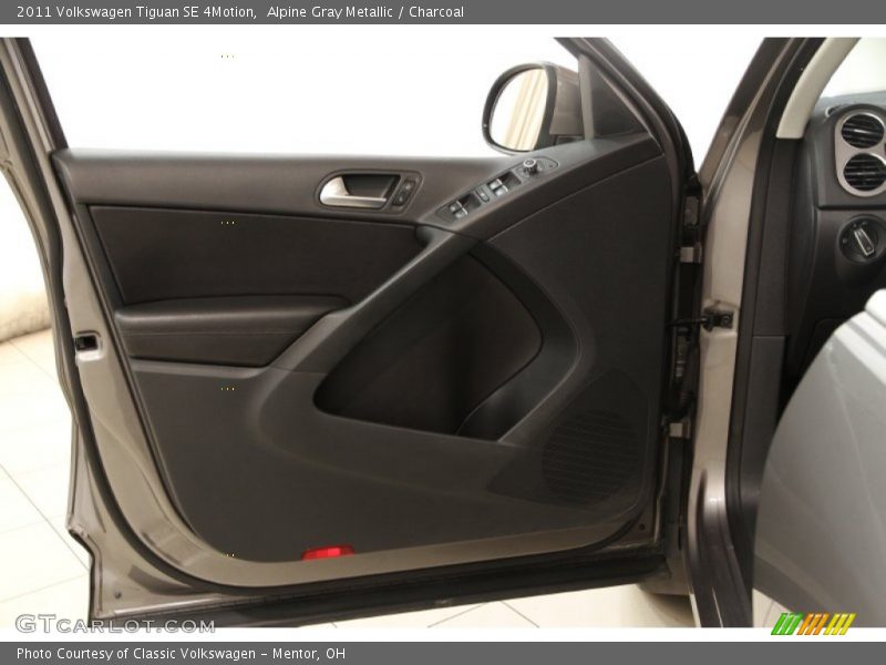 Alpine Gray Metallic / Charcoal 2011 Volkswagen Tiguan SE 4Motion