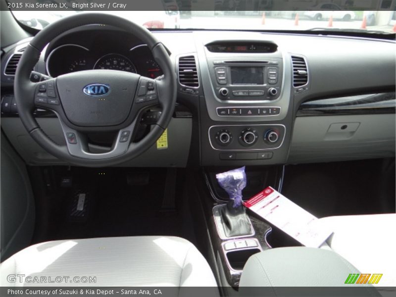 Bright Silver / Gray 2015 Kia Sorento LX