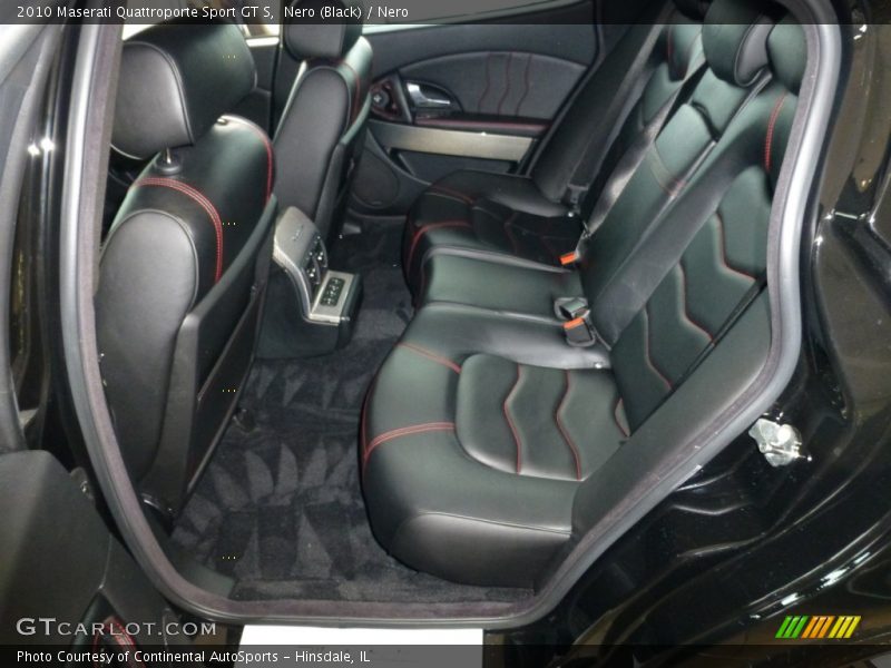 Rear Seat of 2010 Quattroporte Sport GT S