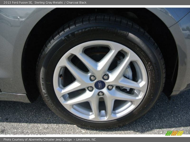 Sterling Gray Metallic / Charcoal Black 2013 Ford Fusion SE