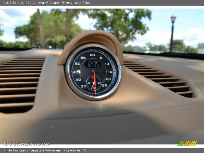  2013 911 Carrera 4S Coupe Carrera 4S Coupe Gauges