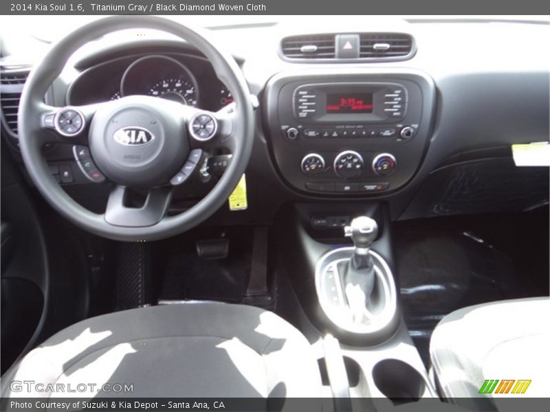 Titanium Gray / Black Diamond Woven Cloth 2014 Kia Soul 1.6
