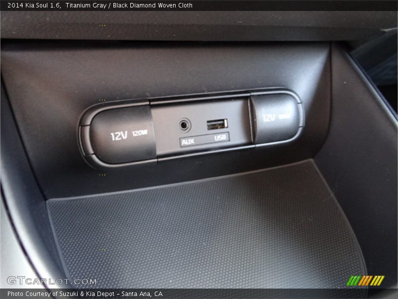 Titanium Gray / Black Diamond Woven Cloth 2014 Kia Soul 1.6